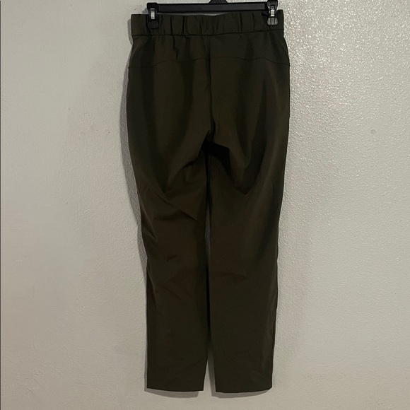 Lululemon On the Fly Pants - Picture 4 of 7